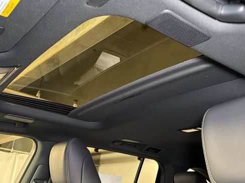 New 2026 Lexus LX 700h Luxury image 6