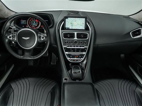 Used 2019 Aston Martin DB11 Base image 19