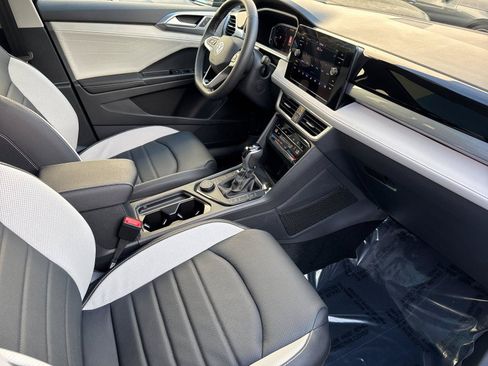 New 2026 Volkswagen Taos SEL AWD/4WD image 15