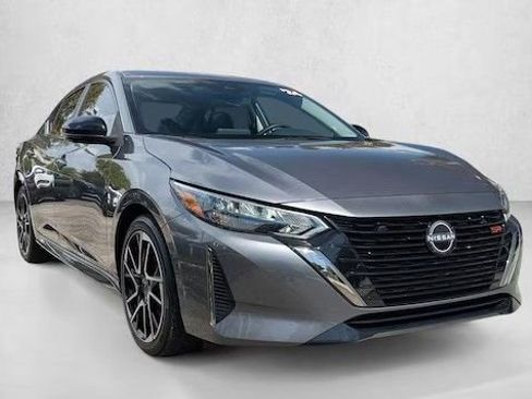 Used 2024 Nissan Sentra S image 8