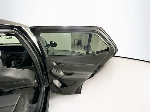 Used 2025 Buick Encore GX Preferred FWD image 29
