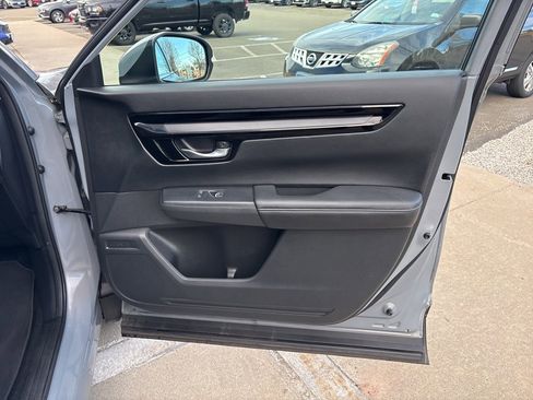 Used 2024 Honda CR-V EX-L image 8