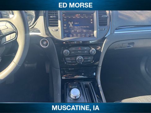 Used 2023 Chrysler 300 S image 11