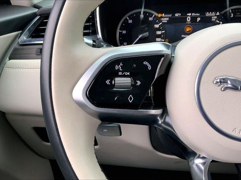 Used 2022 Jaguar F-PACE S image 22