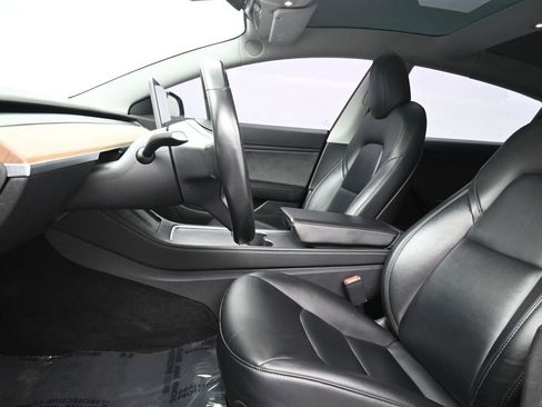 Used 2019 Tesla Model 3 Long Range image 28