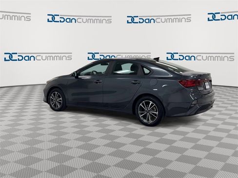 Used 2023 Kia Forte LXS image 6