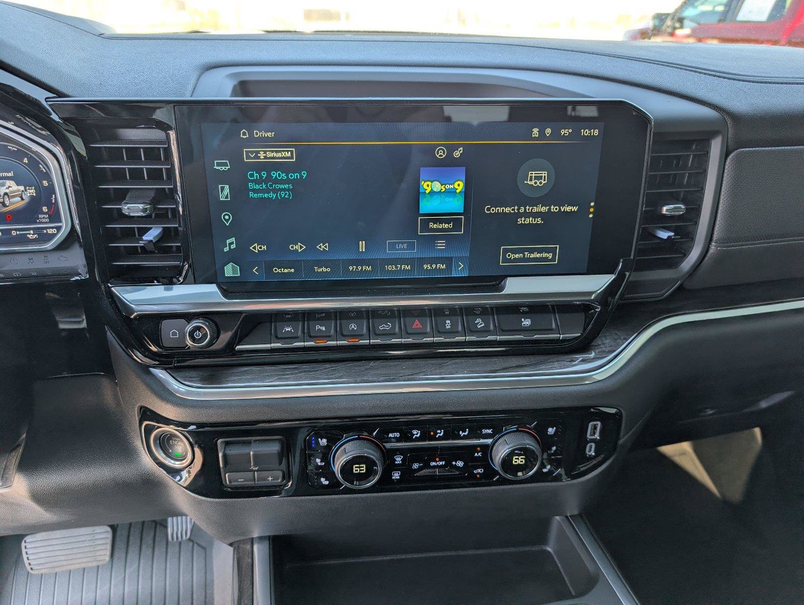 Used 2024 Chevrolet Silverado 1500 LTZ AWD/4WD image 18