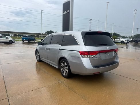 Used 2016 Honda Odyssey Touring Elite image 24