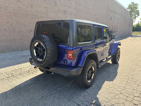 Used 2018 Jeep Wrangler Unlimited Rubicon w/ Dual Top Group AWD/4WD image 5