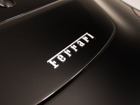 Used 2026 Ferrari Roma Spider RWD image 13