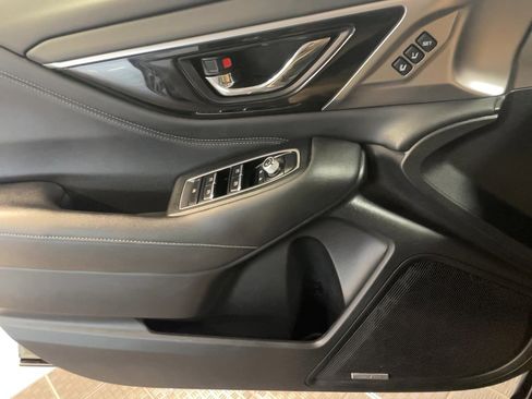 Used 2021 Subaru Outback Limited image 7