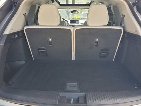 Certified 2024 Acura MDX FWD w/ Technology Package image 8