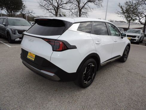 Used 2026 Kia Sportage EX image 5