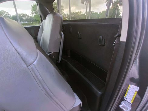 Used 2017 RAM 1500 Tradesman RWD image 22
