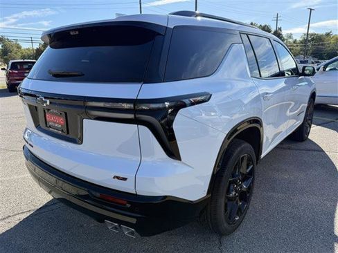New 2026 Chevrolet Traverse RS w/ LPO, Floor Liner Package image 7
