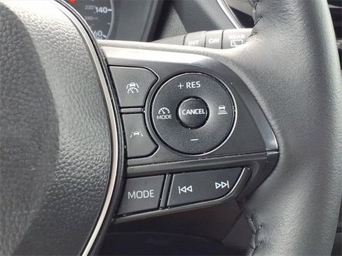 Used 2024 Toyota Corolla Cross LE image 24