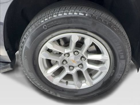 Used 2025 Chevrolet Tahoe LT AWD/4WD image 13