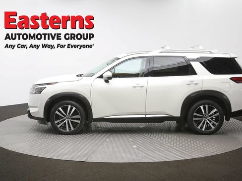 Used 2023 Nissan Pathfinder Platinum AWD/4WD image 64