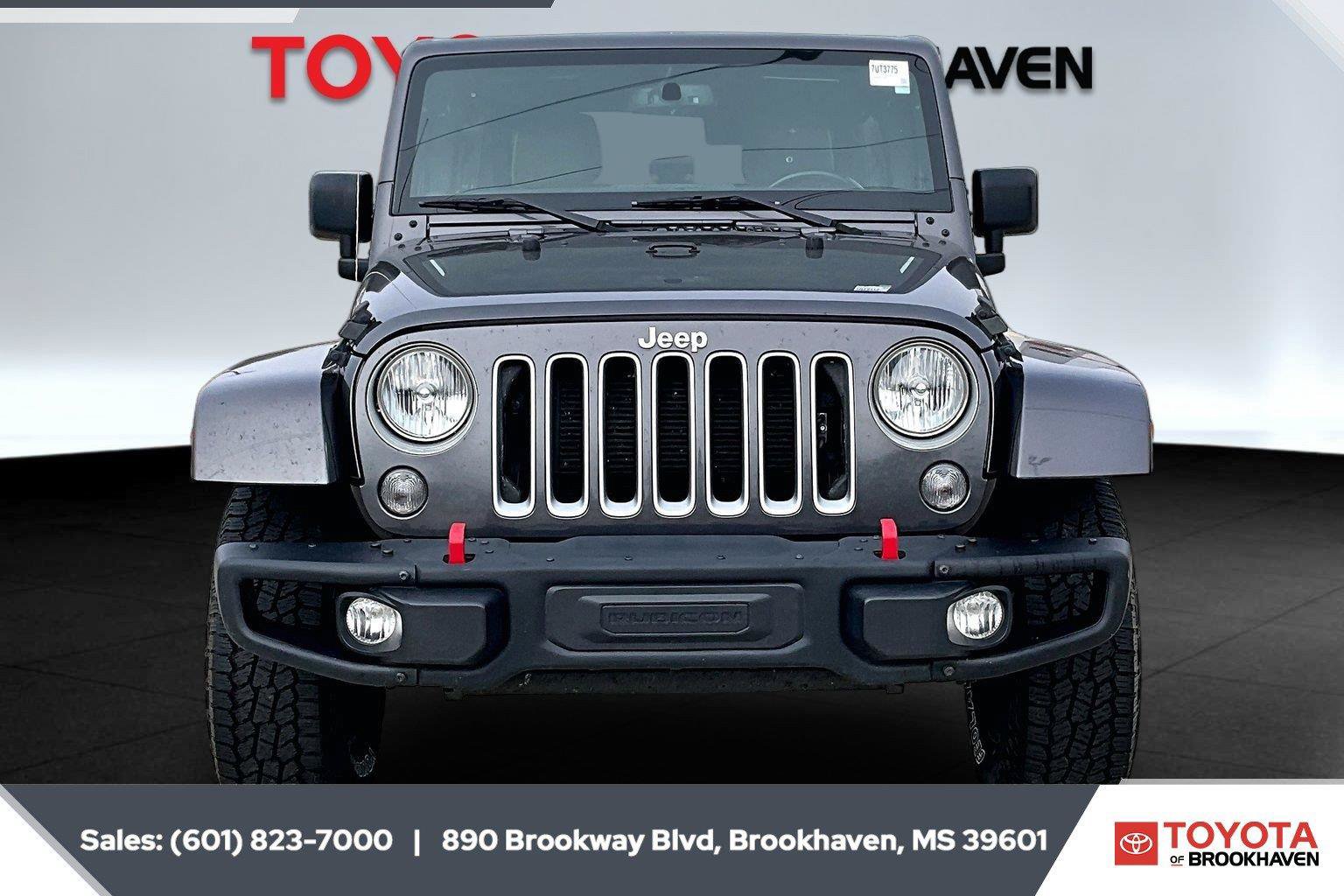 Used 2016 Jeep Wrangler Unlimited Sahara AWD/4WD image 3