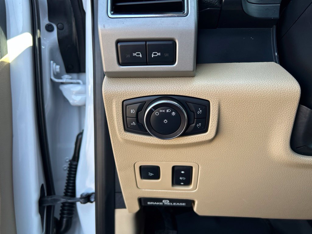 Used 2019 Ford F250 Lariat w/ Lariat Ultimate Package AWD/4WD image 21