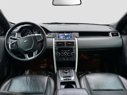 Used 2018 Land Rover Discovery Sport SE AWD/4WD image 21