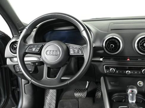 Used 2018 Audi A3 2.0T Premium image 3