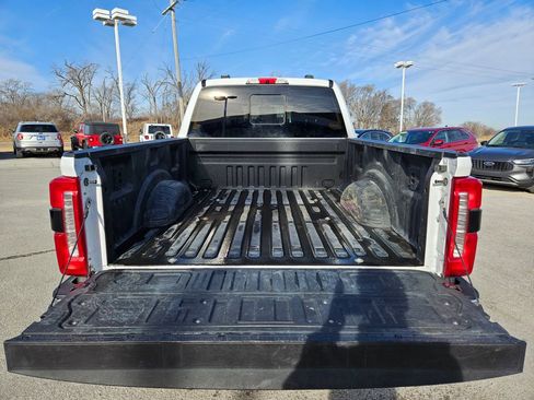 Used 2024 Ford F250 Lariat w/ Chrome Package image 9