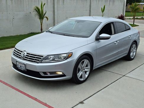 Used 2017 Volkswagen CC Sport image 4