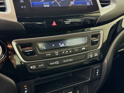 Used 2017 Honda Ridgeline RTL-E image 16