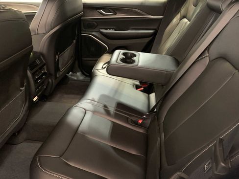 New 2026 Jeep Grand Cherokee Limited AWD/4WD image 5