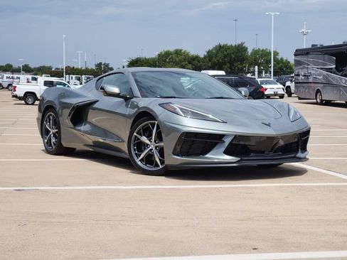 Used 2023 Chevrolet Corvette Stingray Preferred Cpe w/ Engine Appearance Package RWD image 2