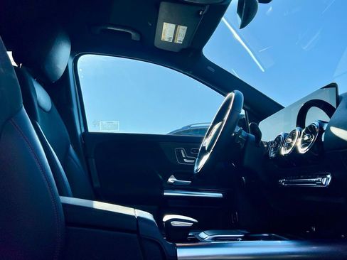 Certified 2023 Mercedes-Benz GLA 250 4MATIC image 17