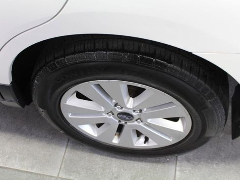 Used 2017 Subaru Outback 2.5i Premium image 29