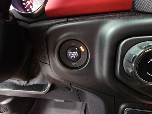 Used 2021 Jeep Wrangler Rubicon AWD/4WD image 28