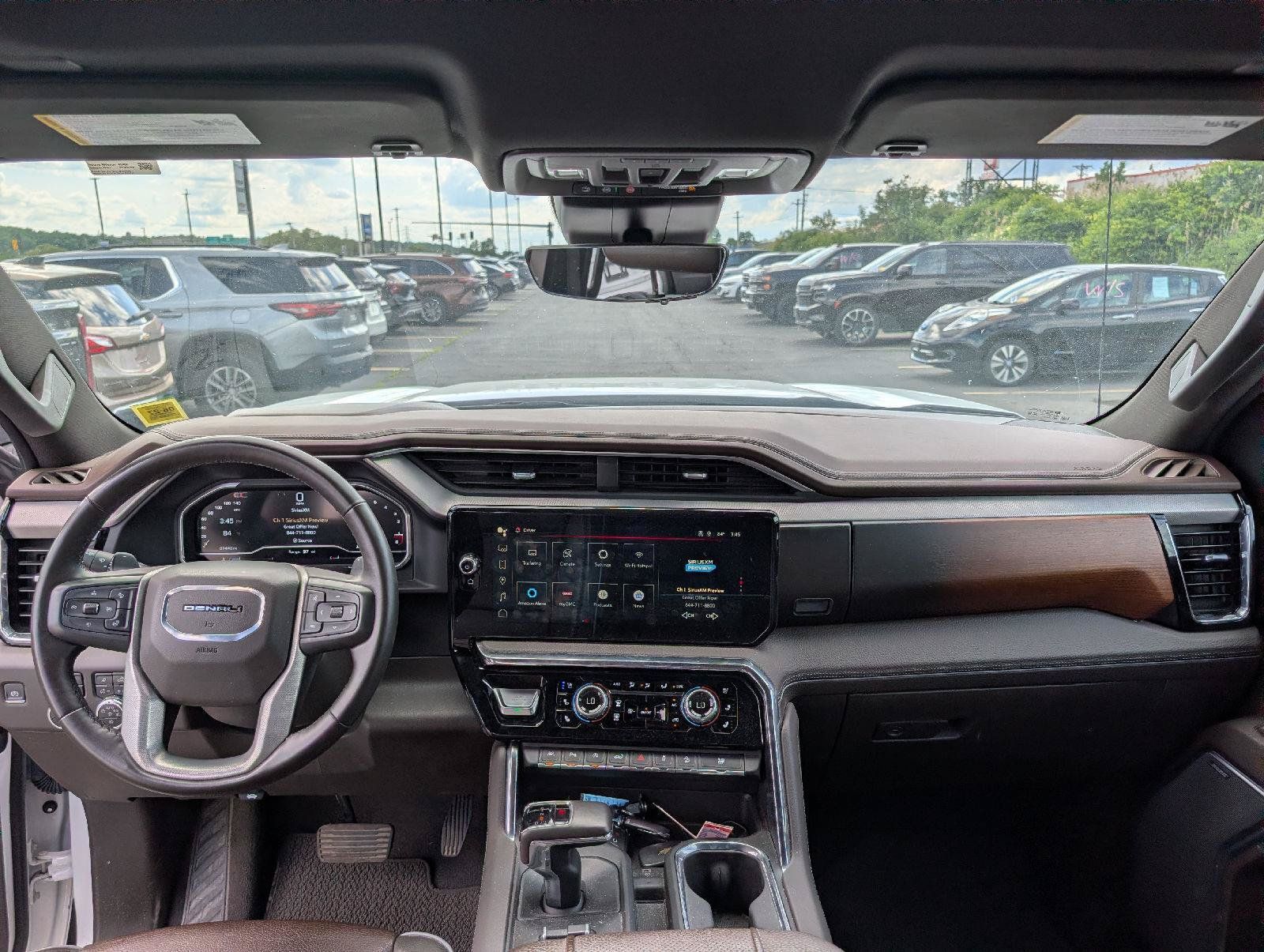 Used 2024 GMC Sierra 1500 Denali w/ Technology Package AWD/4WD image 22