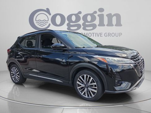 Used 2024 Nissan Kicks SR FWD image 7
