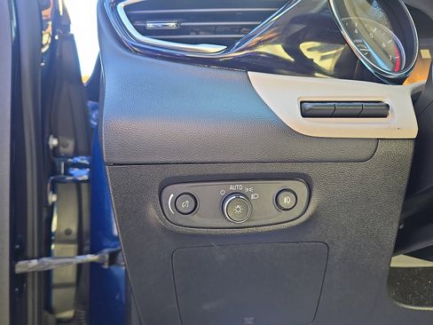 Used 2022 Buick Encore GX Essence w/ Advanced Technology Package image 14