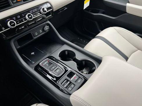 New 2026 Honda Pilot Touring image 27