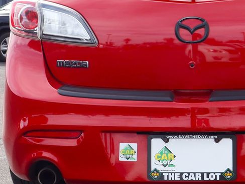 Used 2013 MAZDA MAZDA3 i Touring image 18