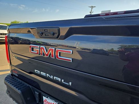 Used 2024 GMC Sierra 1500 Denali w/ Denali Reserve Package AWD/4WD image 25