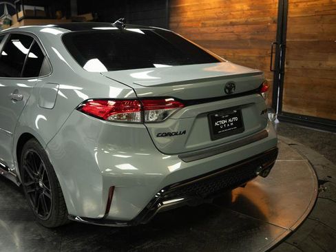 Used 2021 Toyota Corolla SE w/ Carpet Mat Package (TMS) FWD image 6