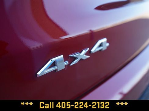 Used 2025 Jeep Compass Limited AWD/4WD image 7