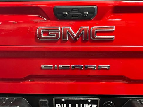 Used 2024 GMC Sierra 2500 SLT w/ SLT Convenience Package image 28