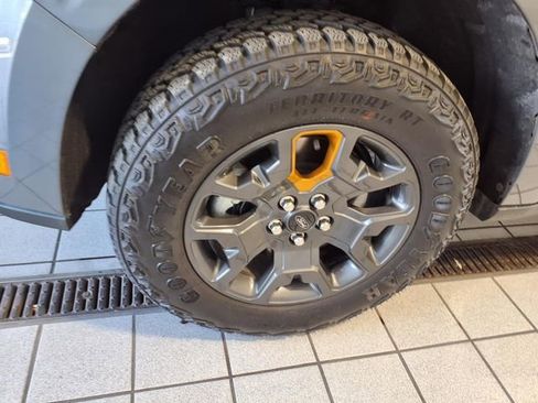 Used 2025 Ford Maverick Tremor AWD/4WD image 5