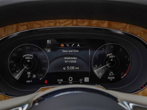 Certified 2023 Bentley Bentayga AWD/4WD image 26