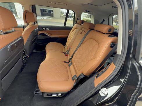 New 2026 BMW X7 xDrive40i image 19