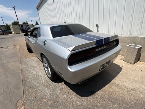 Used 2012 Dodge Challenger SRT8 RWD image 5