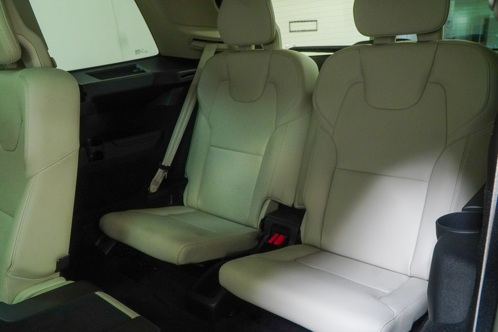 Used 2020 Volvo XC90 T6 Momentum w/ Protection Package Premier AWD/4WD image 42
