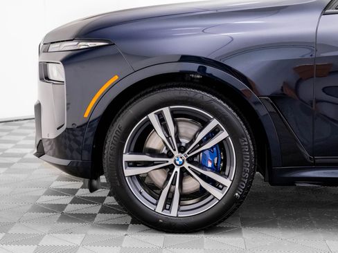 Certified 2025 BMW X7 xDrive40i w/ M Sport Package image 36