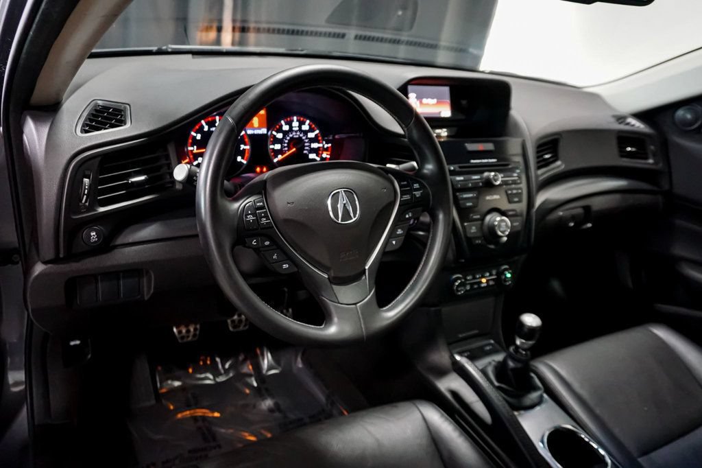 Used 2014 Acura ILX w/ Premium Package FWD image 10